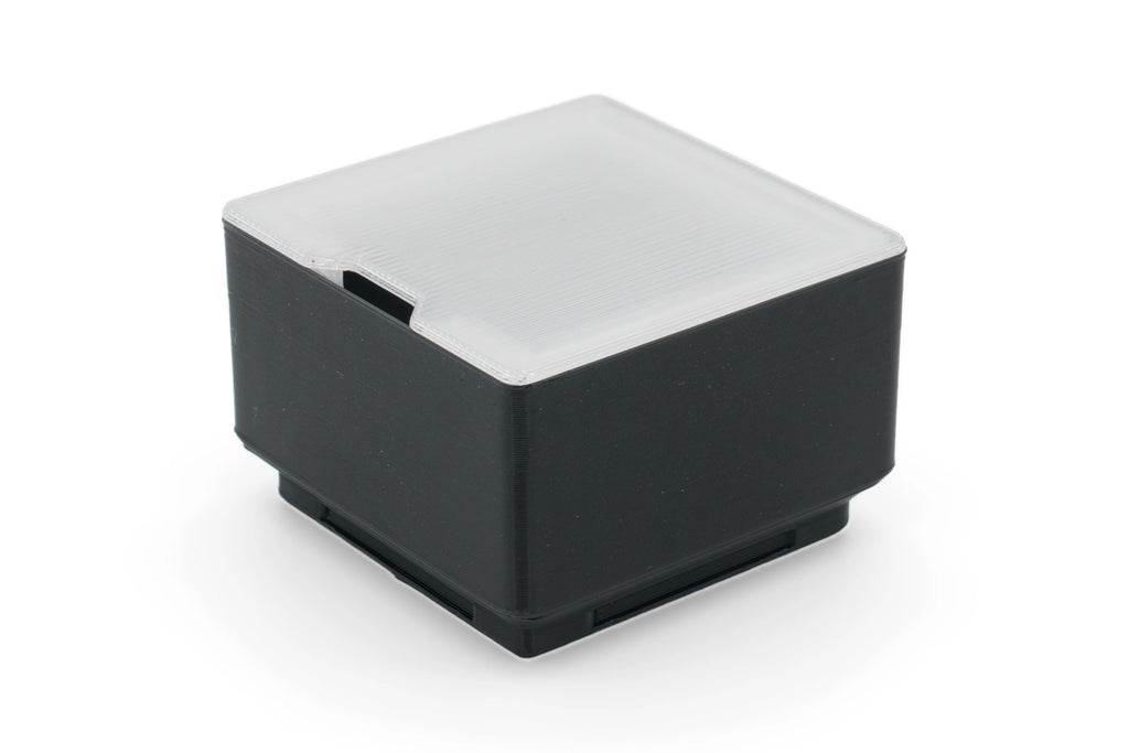 Clear 1x1 lid on a black 1x1 low bin.